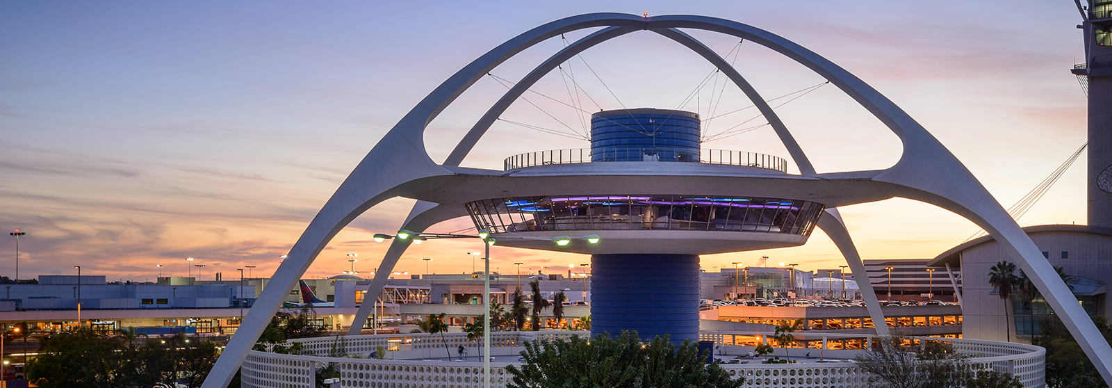 Pereira & Luckman, Airport Theme Building Exterior and Interior Lobby, LAX