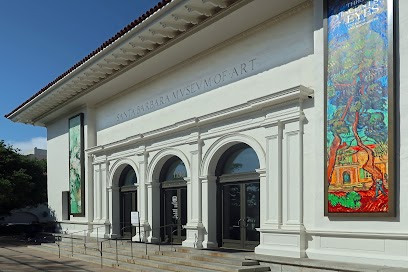 An oblique view of the Santa Barbara Museum of Art entrance